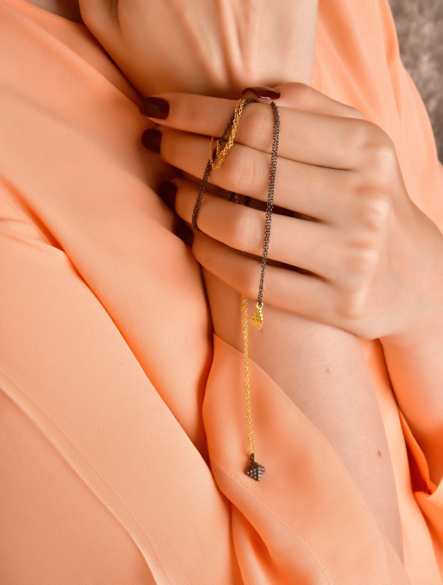 Staphylus Necklace