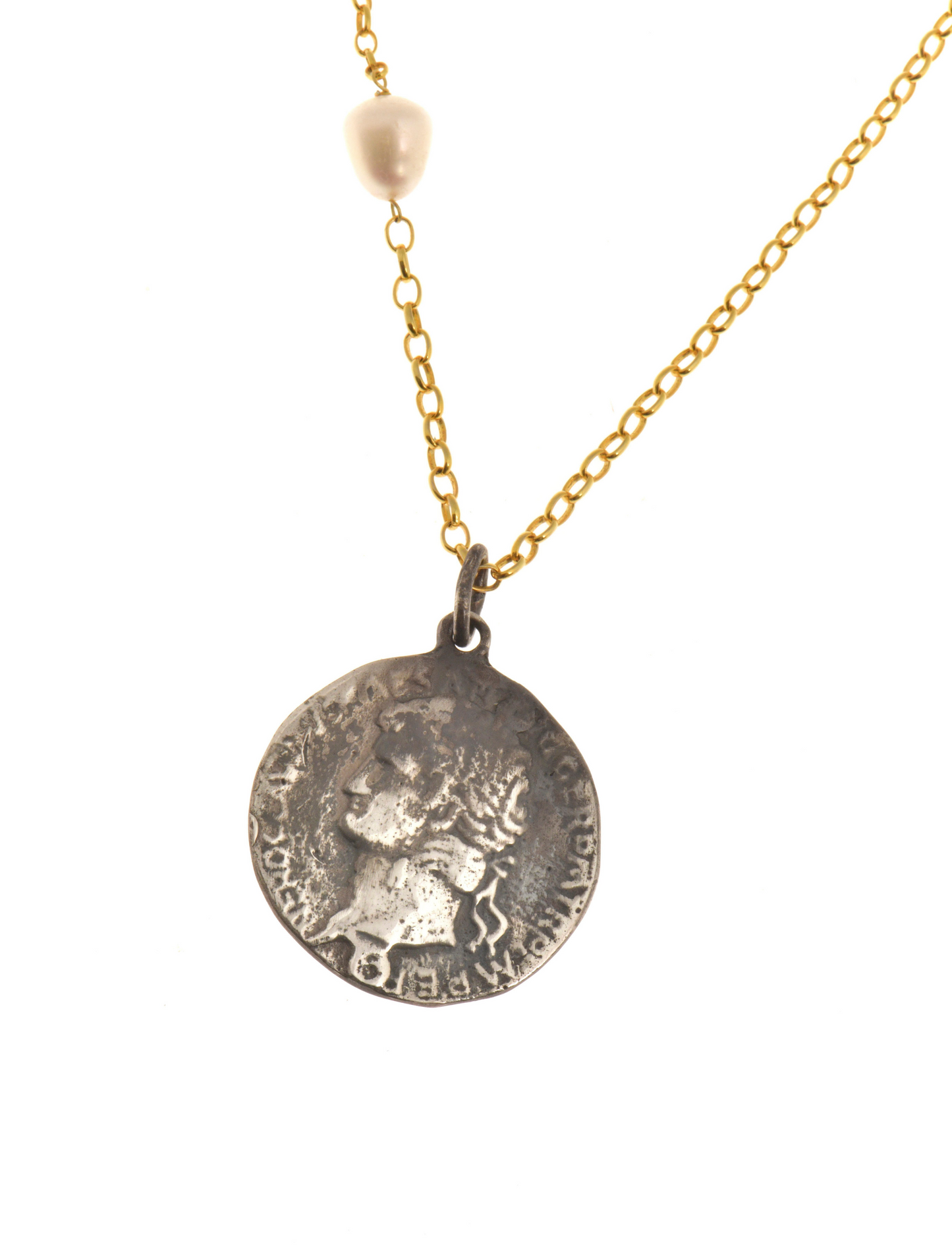 Nero Pearl Necklace