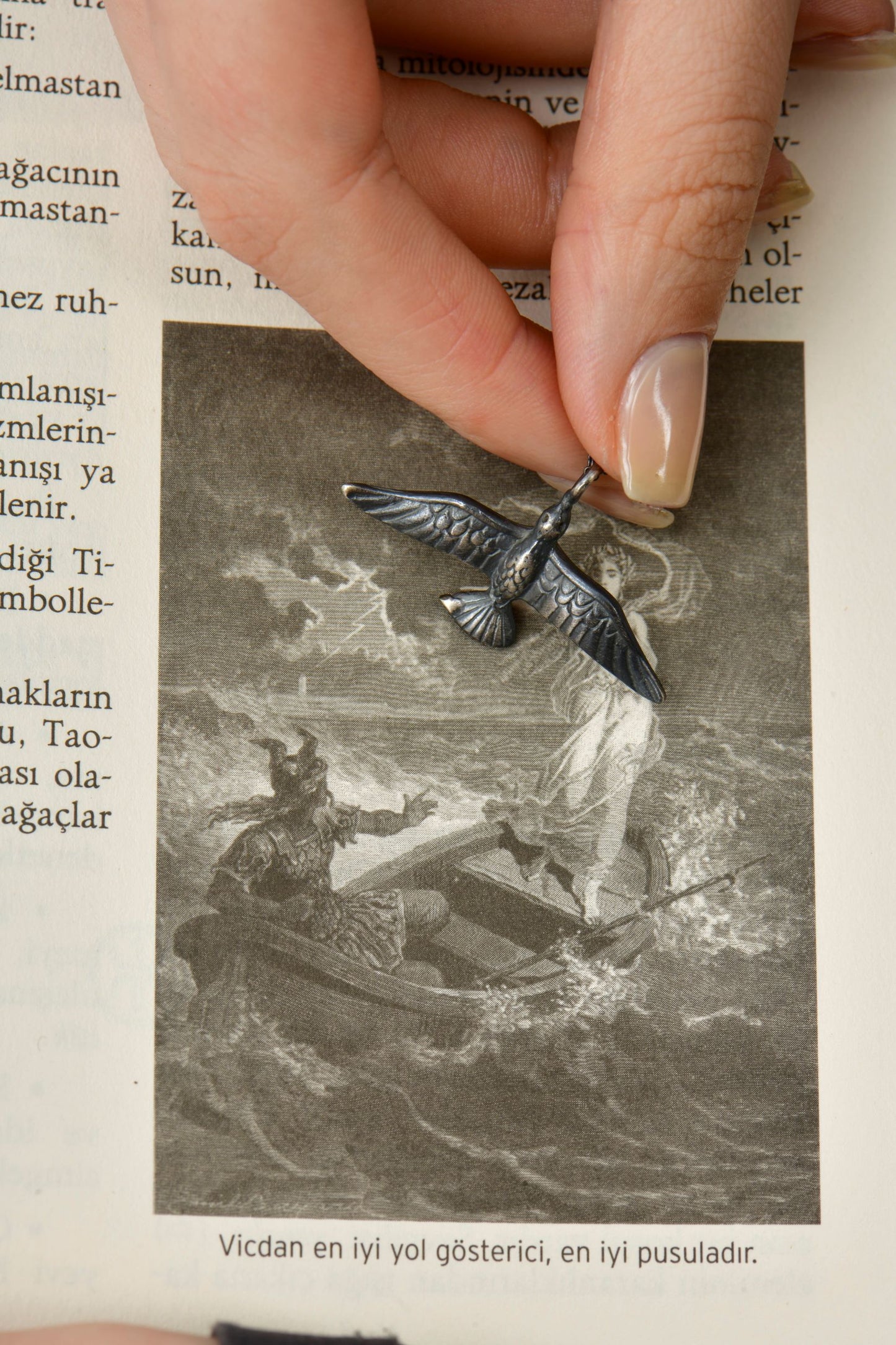 Leufkothea Necklace