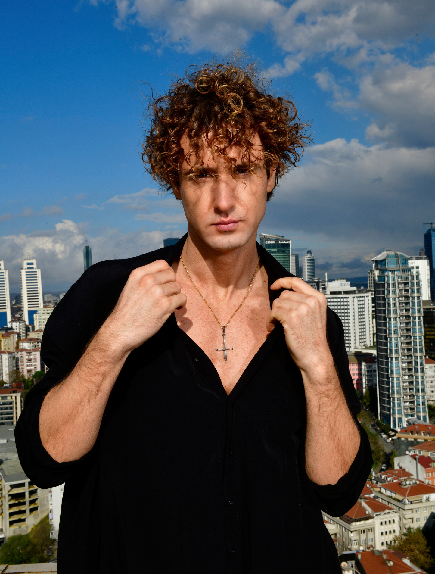 Aziz Pavlos Kılıç Kolye