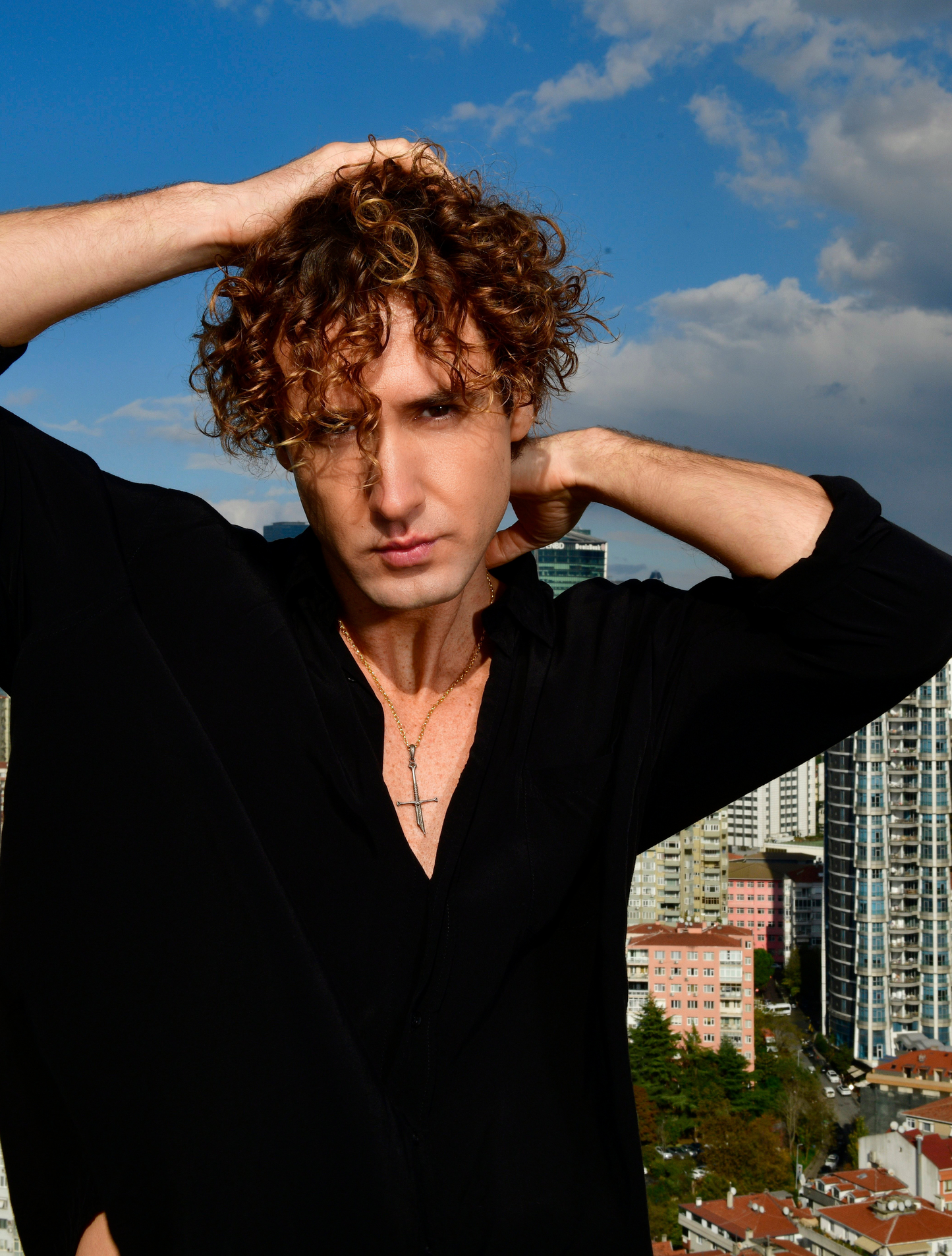 Aziz Pavlos Kılıç Kolye