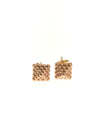 Staphylus Gold Earring
