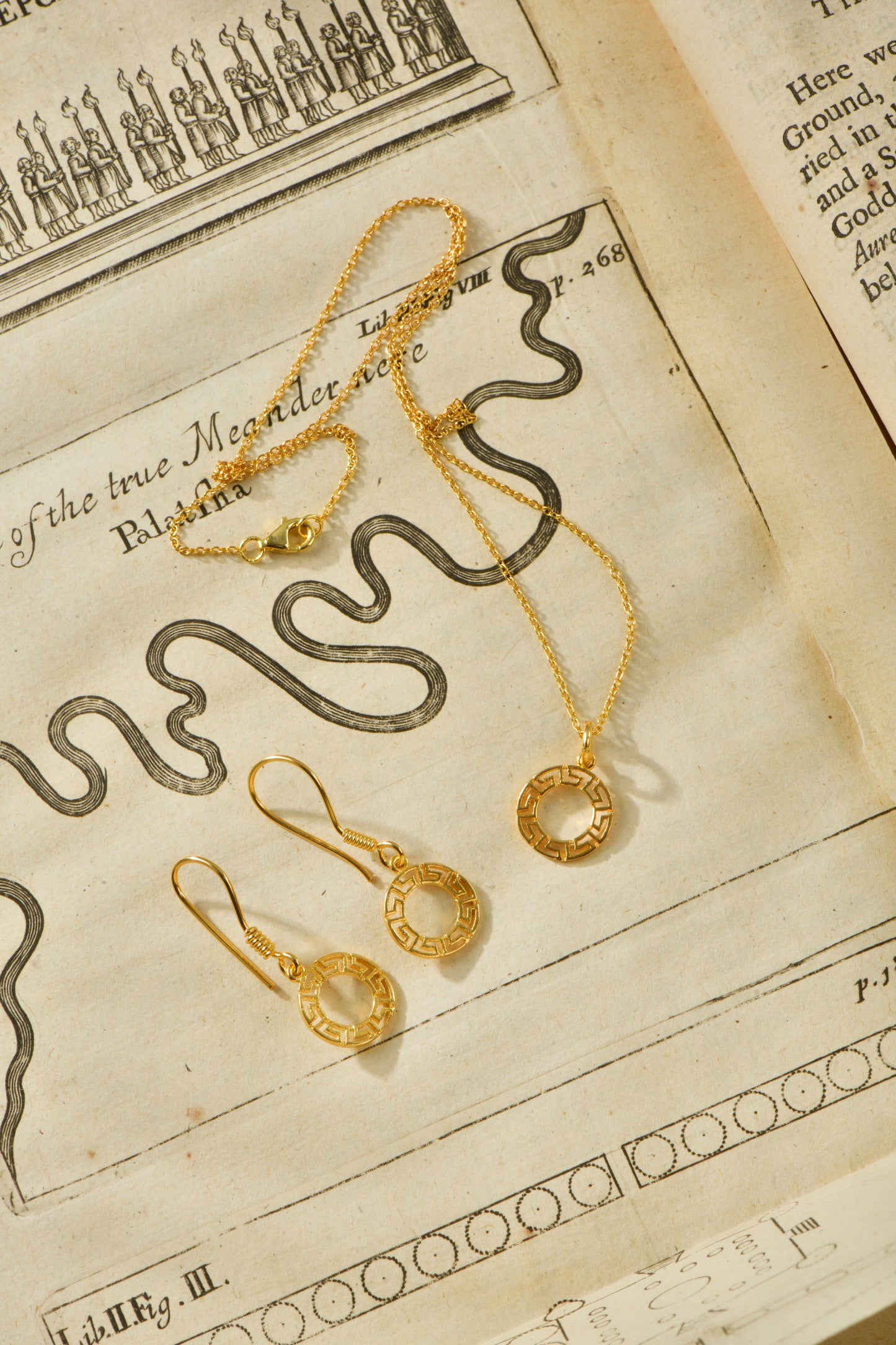 Meander Necklace